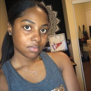 Meet your Posher, Jontasia